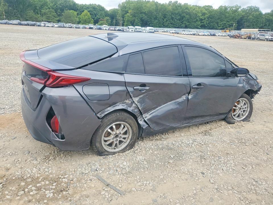 2017 TOYOTA PRIUS PRIME PREMIUM — Фото 3 из 12