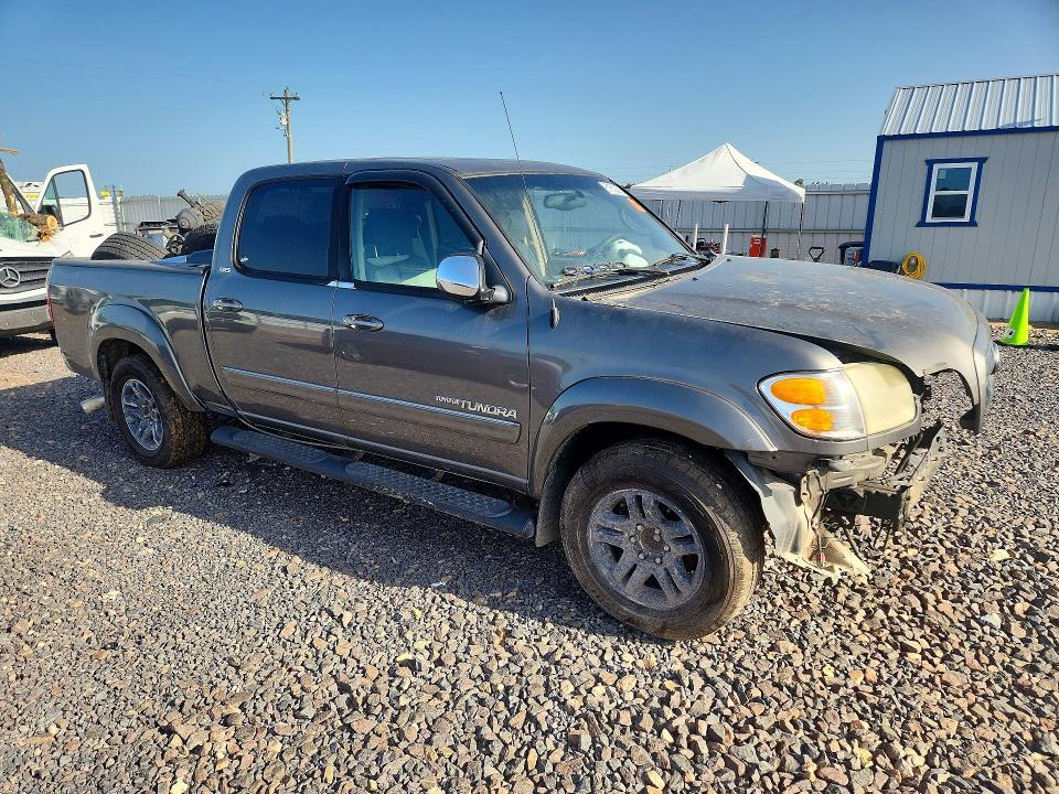 2004 TOYOTA TUNDRA — Фото 4 из 12