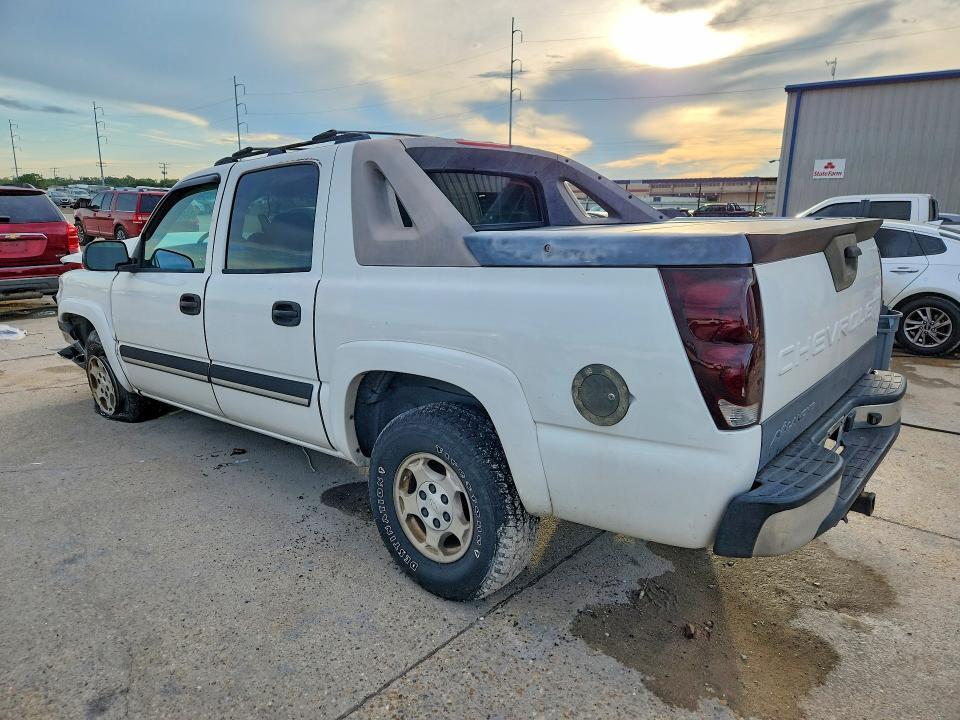 3GNEC12Z06G130399 2006 CHEVROLET AVALANCHE photo no. 2