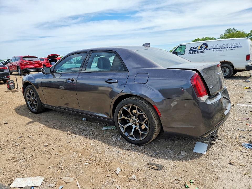2C3CCAGG9GH261960 2016 CHRYSLER 300 photo no. 2