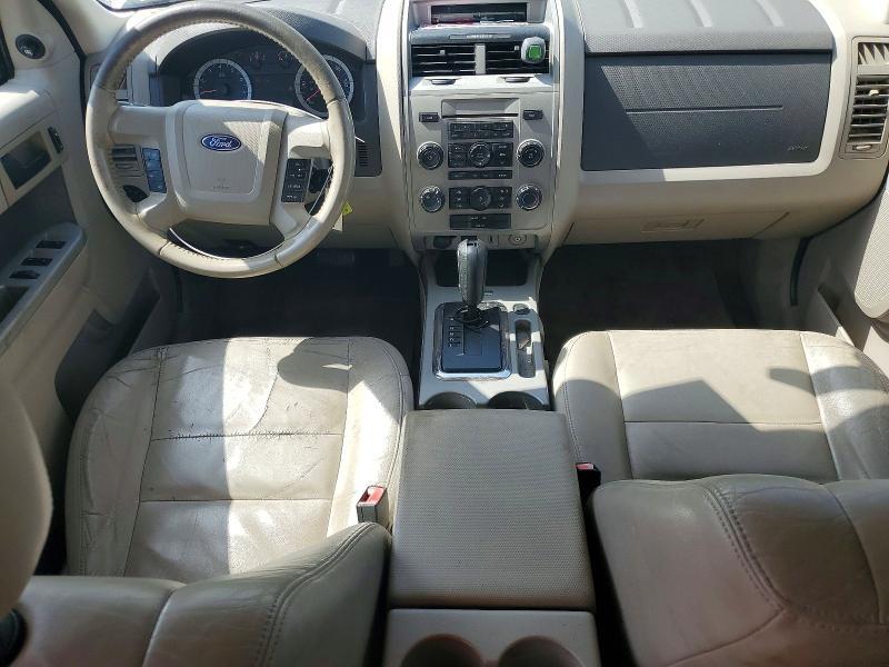 2010 FORD ESCAPE XLT — Фото 8 из 13