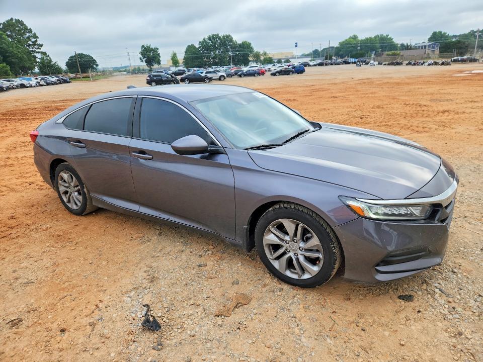 1HGCV1F18KA169864 2019 HONDA ACCORD photo no. 4