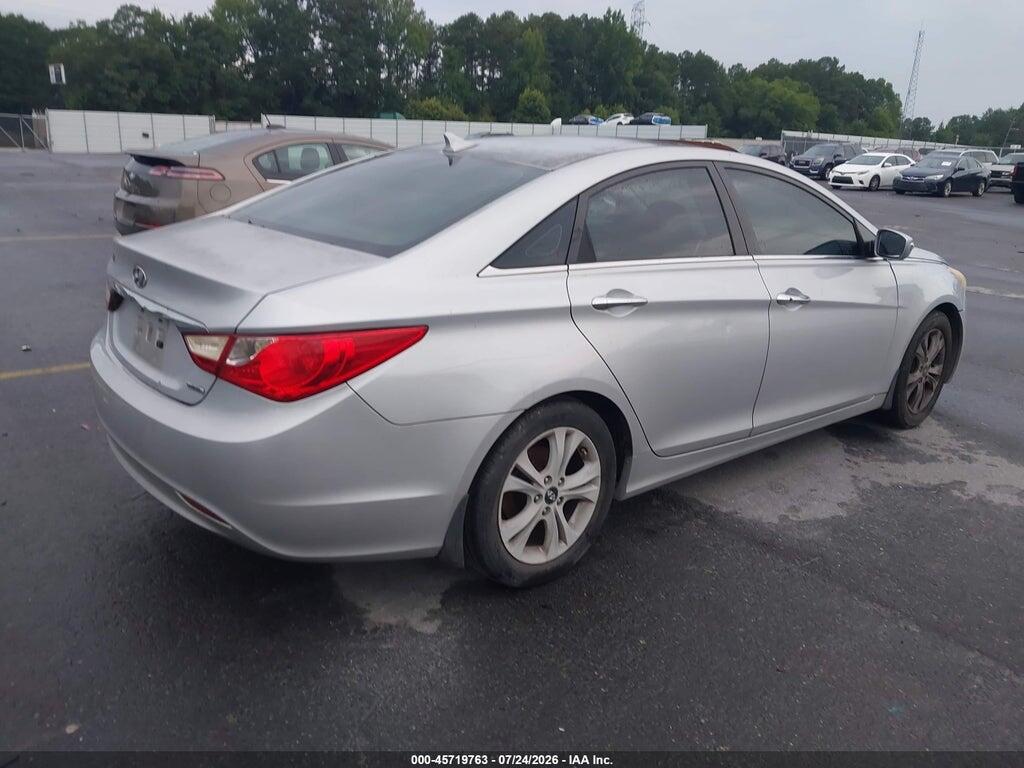 5NPEC4AC0BH190742 2011 HYUNDAI SONATA photo no. 4