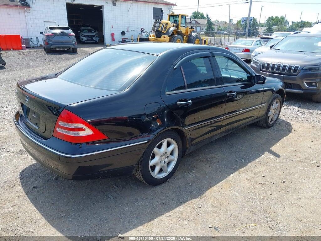 WDBRF64J52F267791 2002 MERCEDES-BENZ C photo no. 4