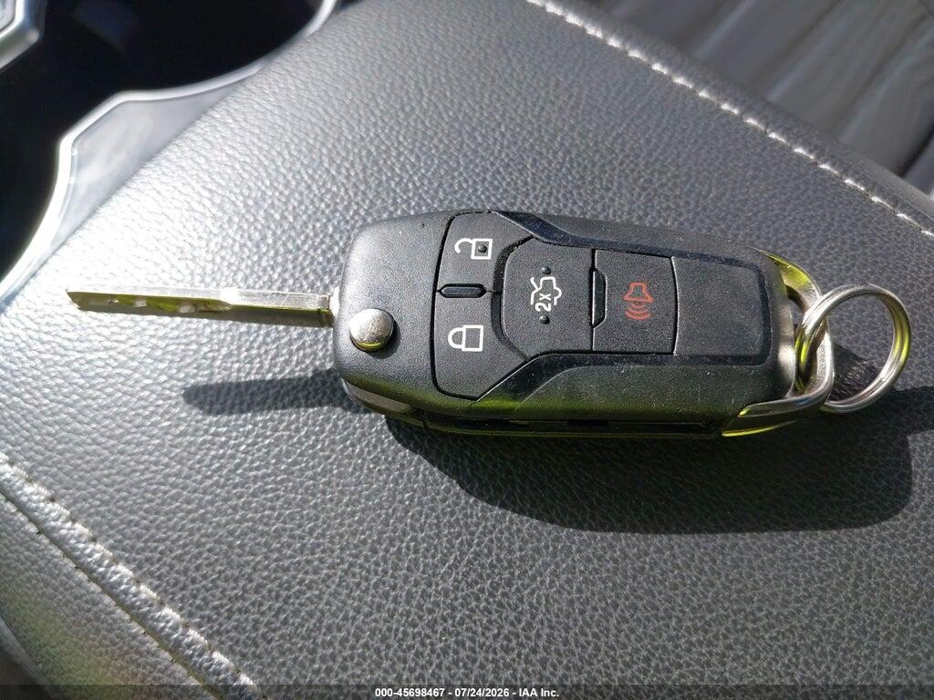 3FA6P0G73GR332832 2016 FORD FUSION photo no. 11