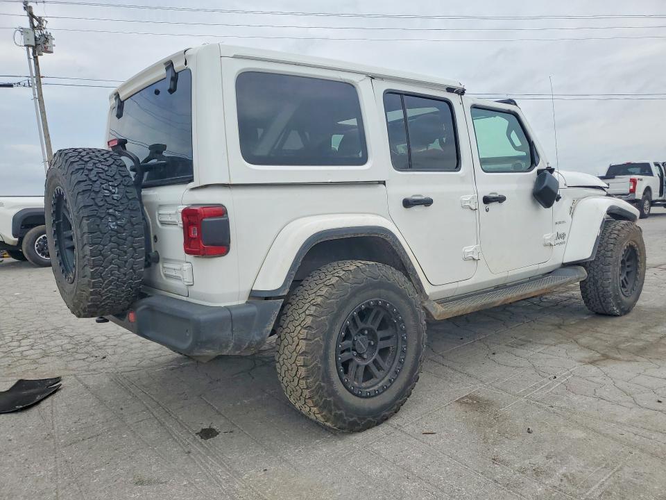 2020 JEEP WRANGLER UNLIMITED SAHARA — Фото 3 из 13