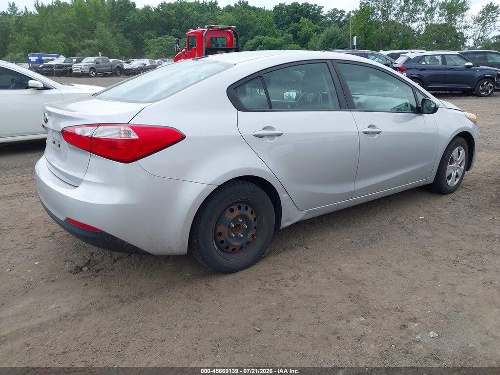 KNAFK4A63G5527412 2016 KIA FORTE photo no. 4