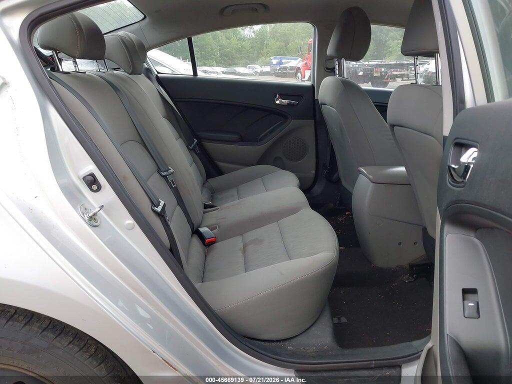 KNAFK4A63G5527412 2016 KIA FORTE photo no. 8