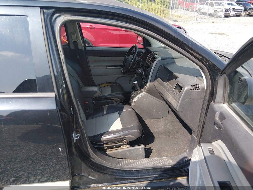 1J8FF57WX7D155960 2007 JEEP COMPASS photo no. 5