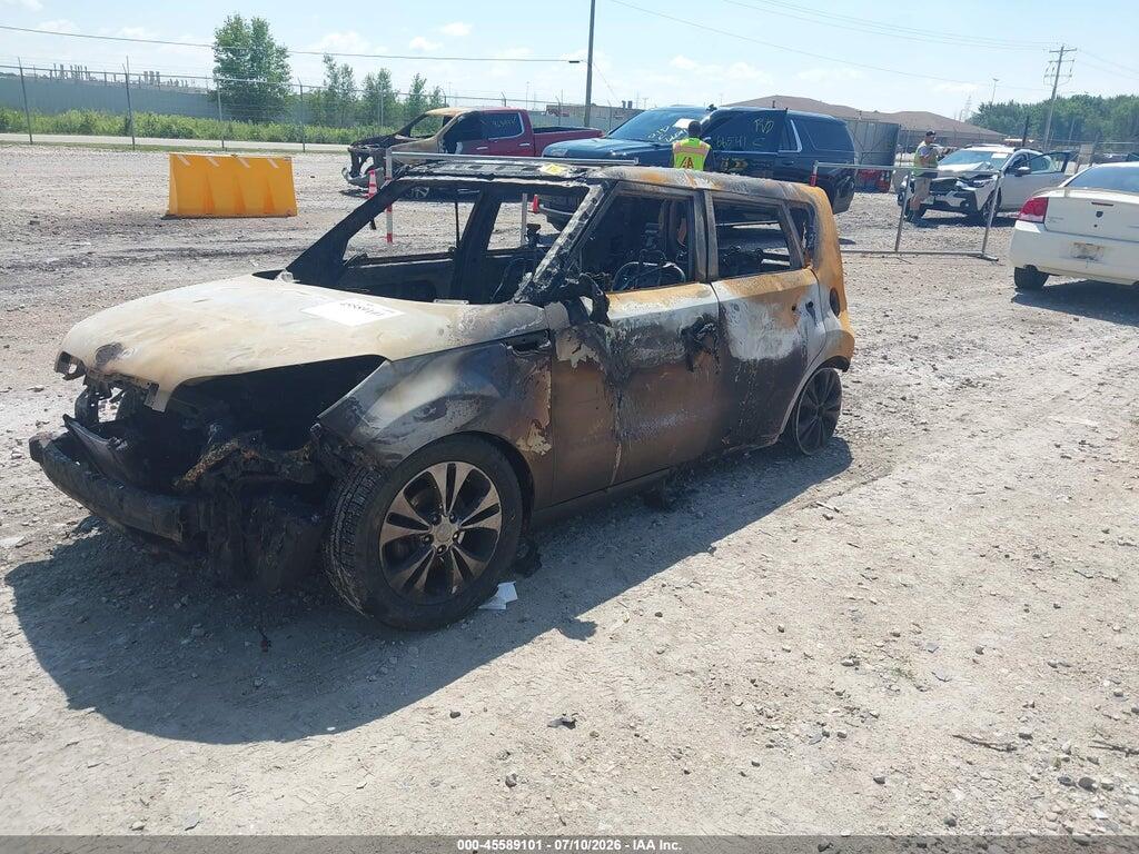 KNDJP3A52E7023449 2014 KIA SOUL photo no. 2