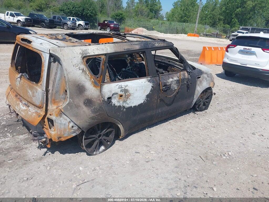 KNDJP3A52E7023449 2014 KIA SOUL photo no. 4