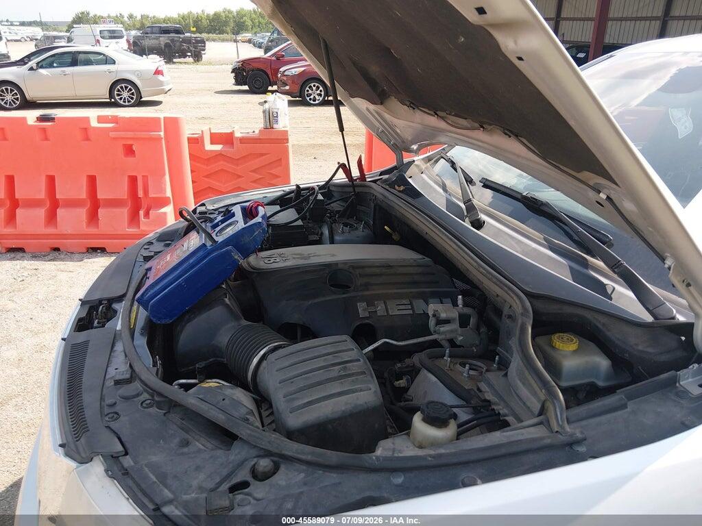 1J4RR6GT2BC607299 2011 JEEP GRAND CHEROKEE photo no. 6