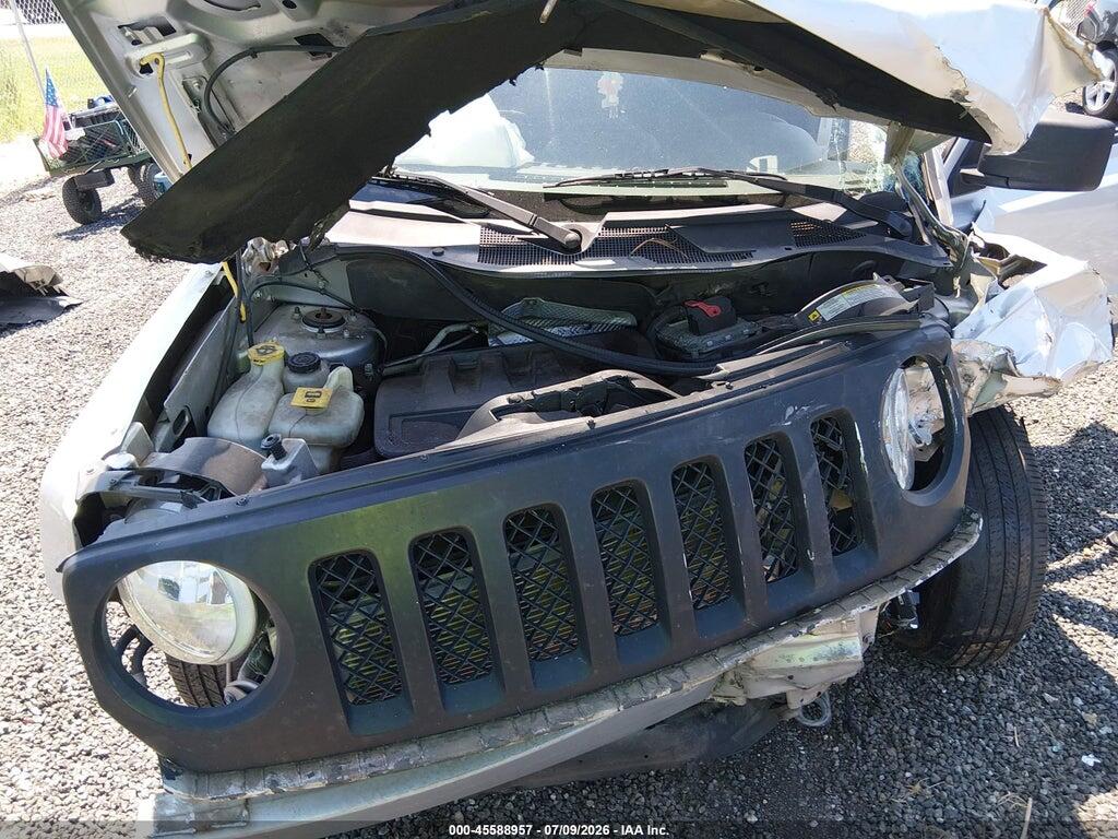 1J4NT1GB2BD249044 2011 JEEP PATRIOT photo no. 10