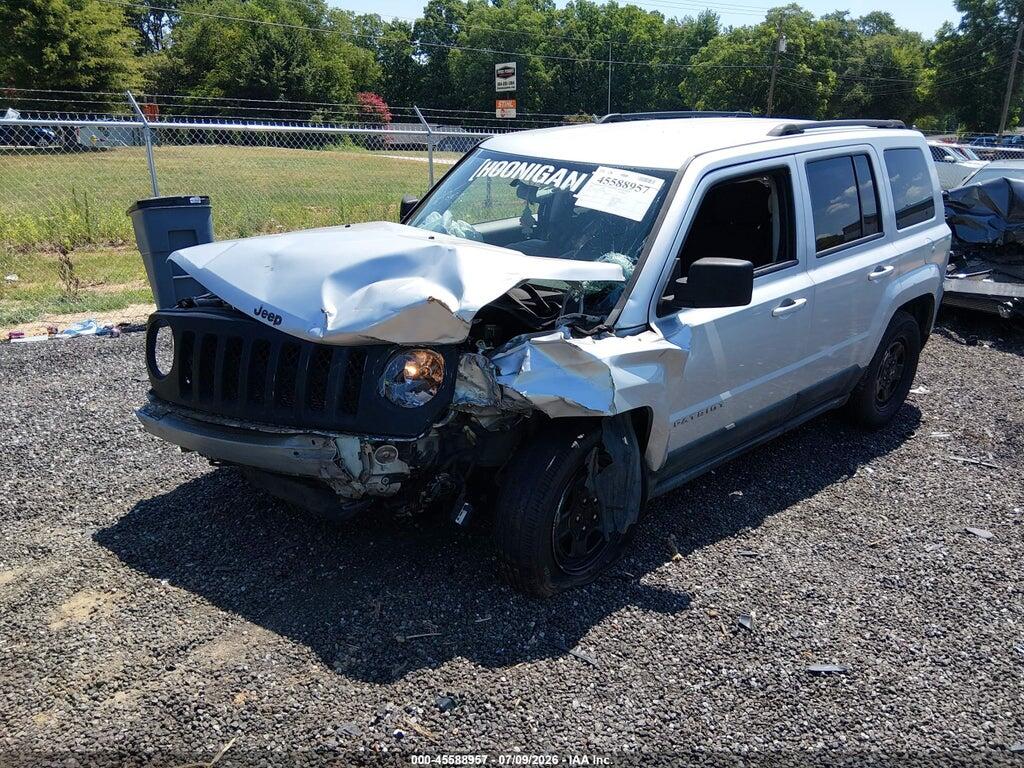 1J4NT1GB2BD249044 2011 JEEP PATRIOT photo no. 2