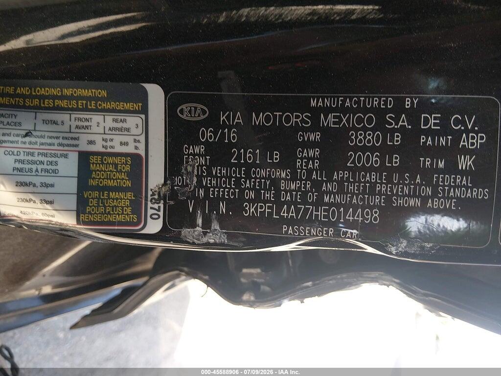 3KPFL4A77HE014498 2017 KIA FORTE photo no. 9