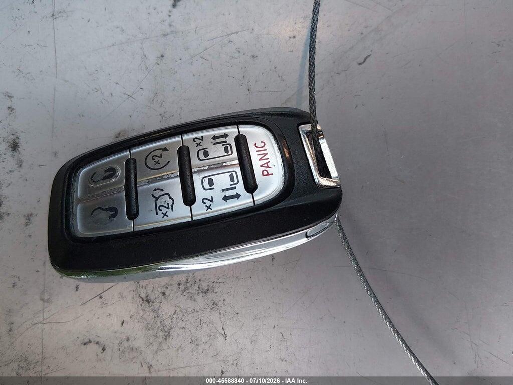 2C4RC1DG5LR164107 2020 CHRYSLER VOYAGER photo no. 11