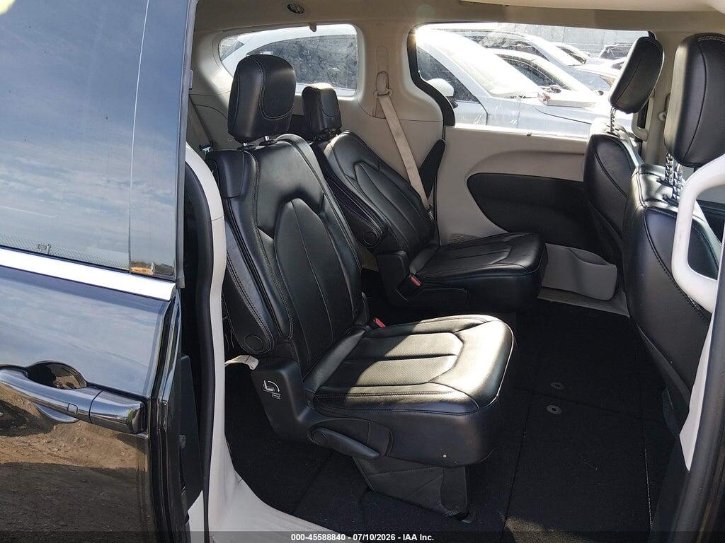 2C4RC1DG5LR164107 2020 CHRYSLER VOYAGER photo no. 8