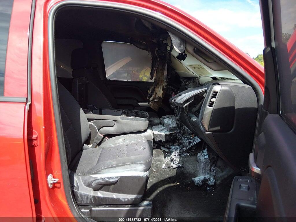 1GCVKREH3JZ320266 2018 CHEVROLET SILVERADO 1500 photo no. 5