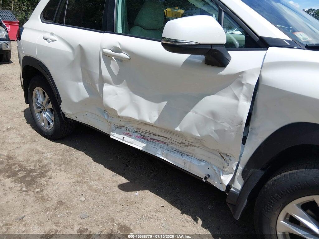 7MUBAABG8PV069344 2023 TOYOTA COROLLA CROSS photo no. 6