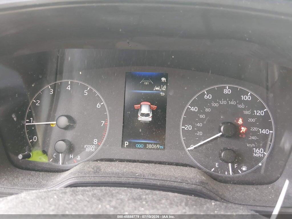 7MUBAABG8PV069344 2023 TOYOTA COROLLA CROSS photo no. 7