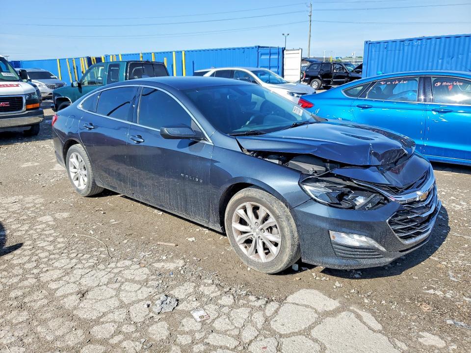 2020 CHEVROLET MALIBU LT — Фото 4 из 12