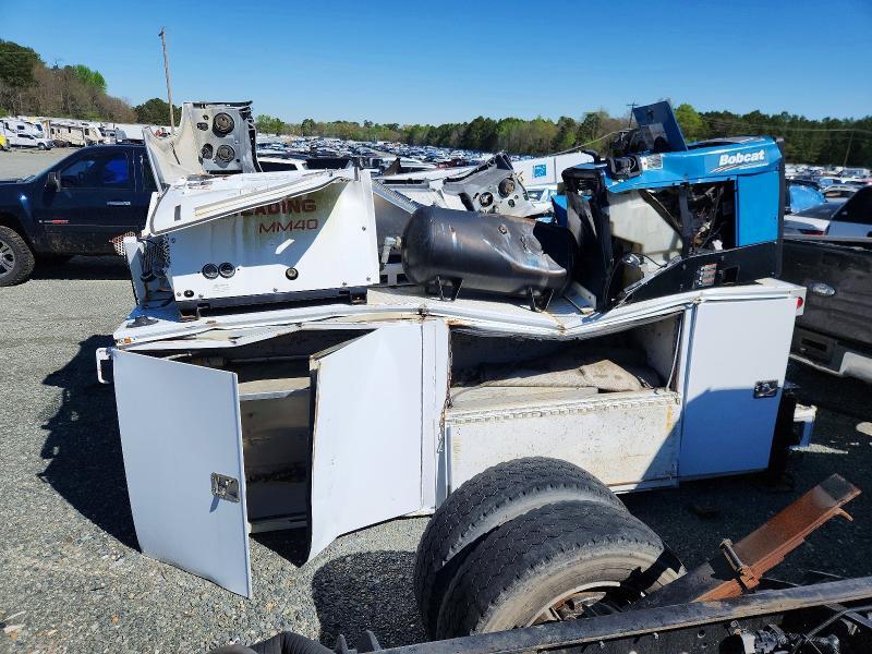 1HTKJPVKXLH255935 2020 CHEVROLET SILVERADO MEDIUM DUTY photo no. 12