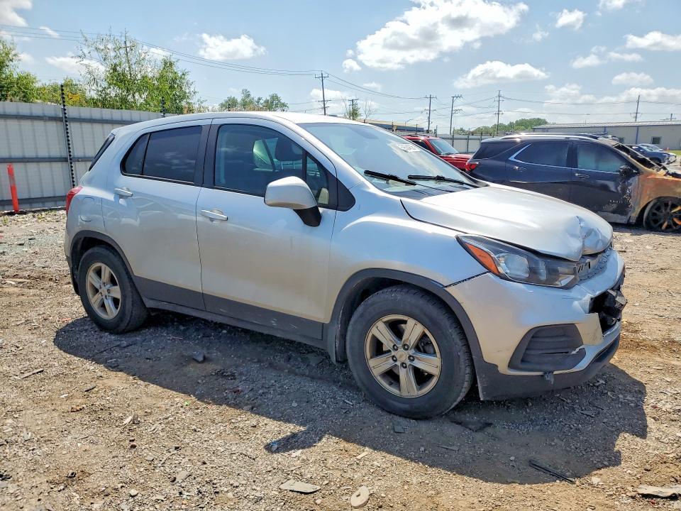 KL7CJKSB5LB036633 2020 CHEVROLET TRAX photo no. 4
