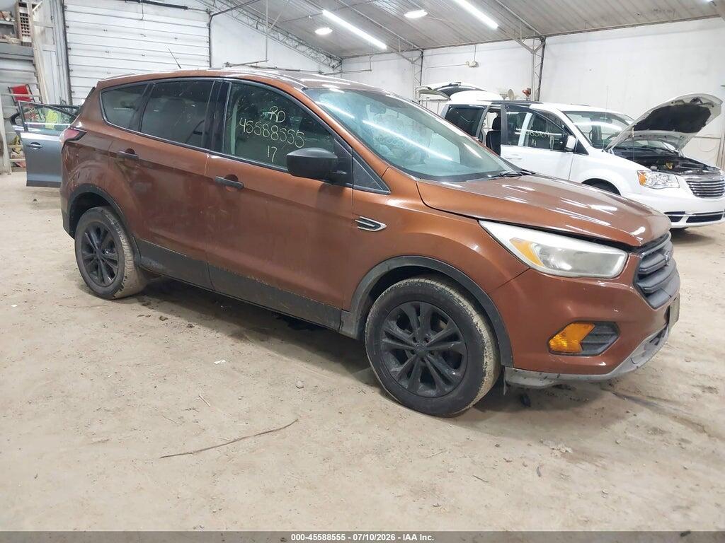 1FMCU0F75HUE13800 2017 FORD ESCAPE photo no. 1