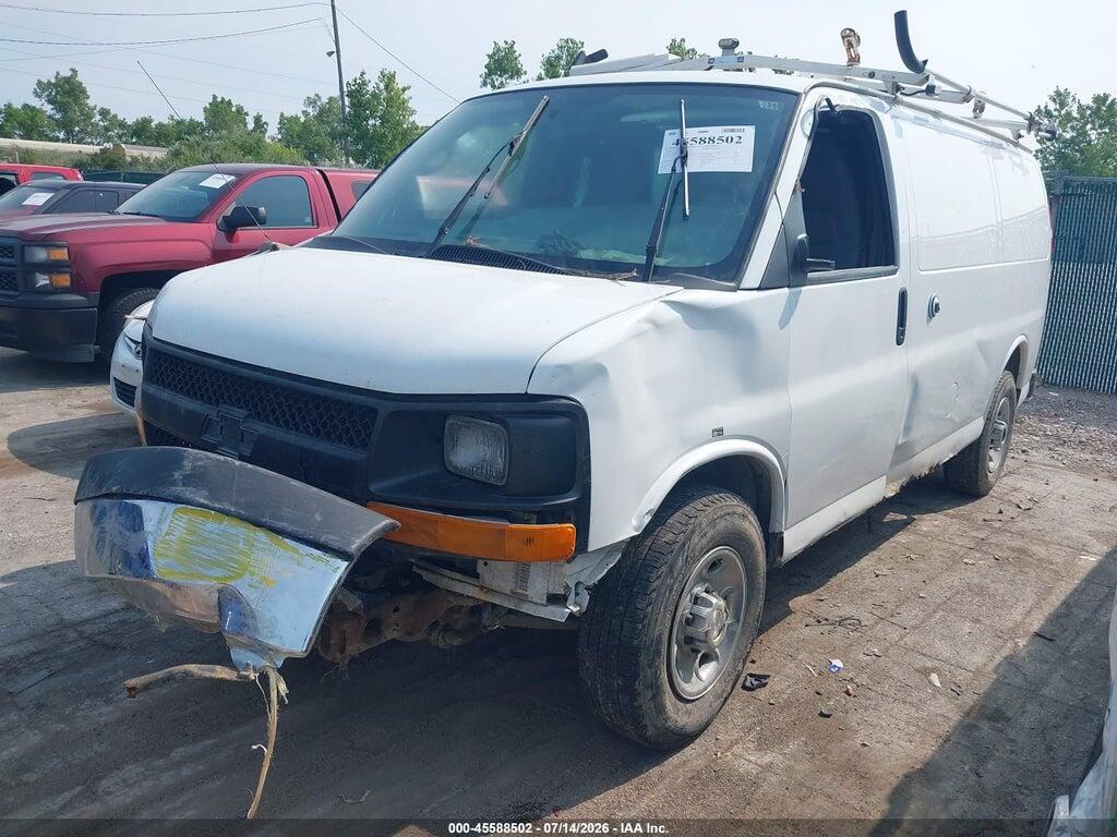 1GCWGFCAXE1146727 2014 CHEVROLET EXPRESS 2500 photo no. 2