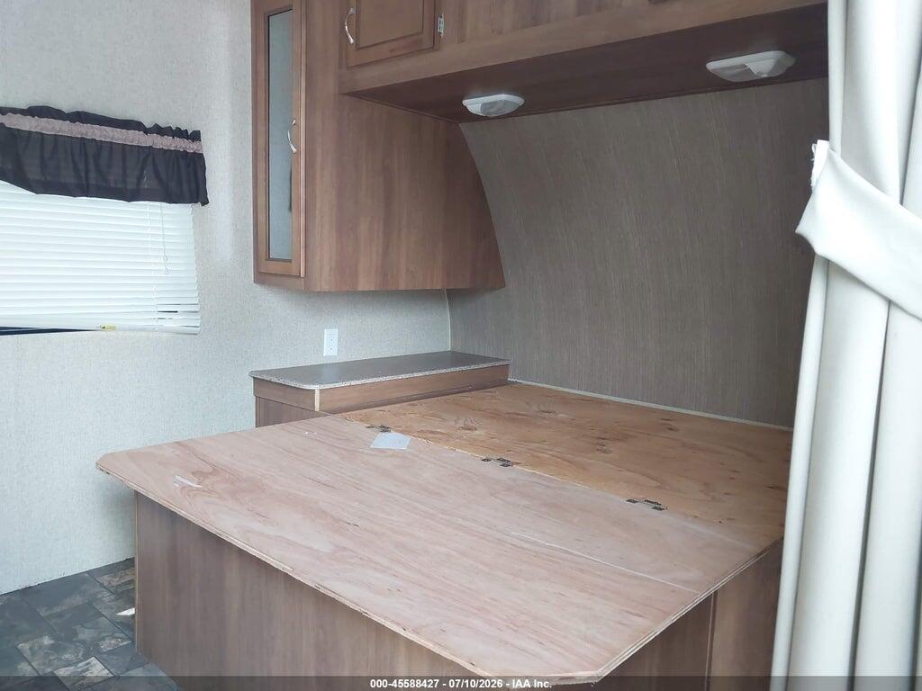 5ZT2CAKB2GA021973 2016 COACHMEN CATALINA photo no. 5