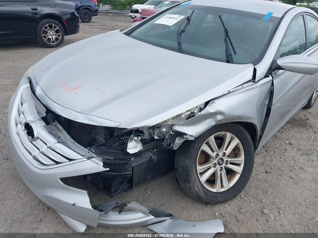 5NPEB4AC2DH795867 2013 HYUNDAI SONATA photo no. 6