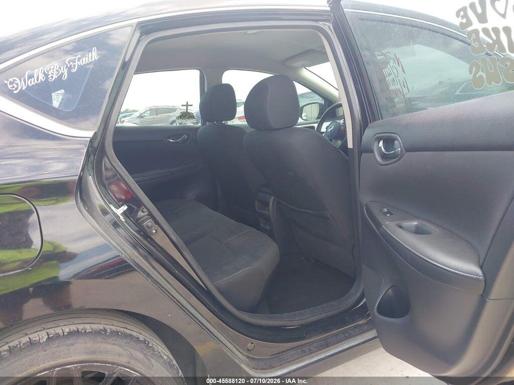 3N1AB7AP2JY330025 2018 NISSAN SENTRA photo no. 8