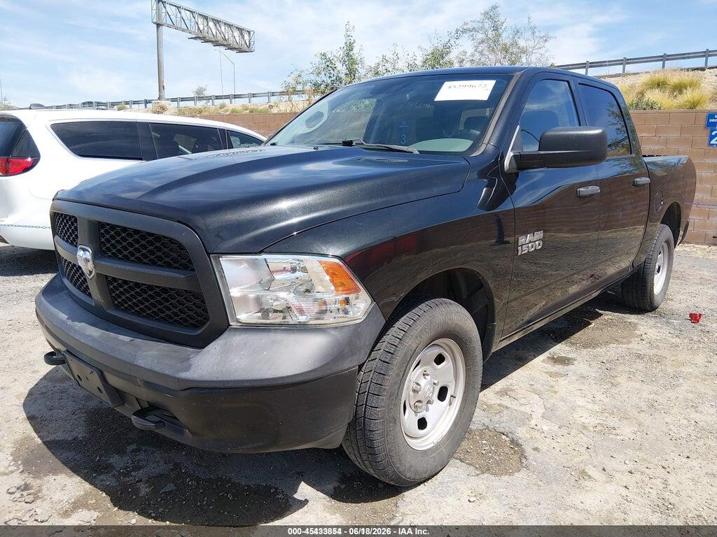 1C6RR7KG7JS293134 2018 RAM 1500 photo no. 2