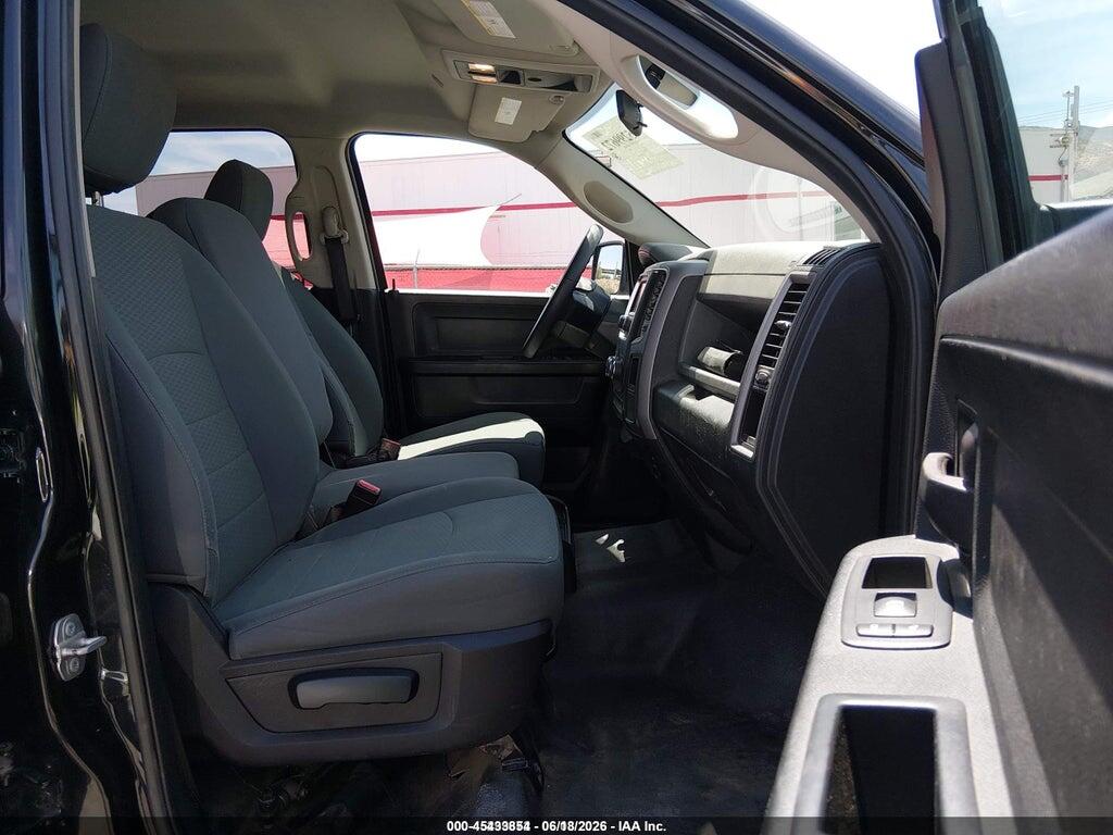 1C6RR7KG7JS293134 2018 RAM 1500 photo no. 5