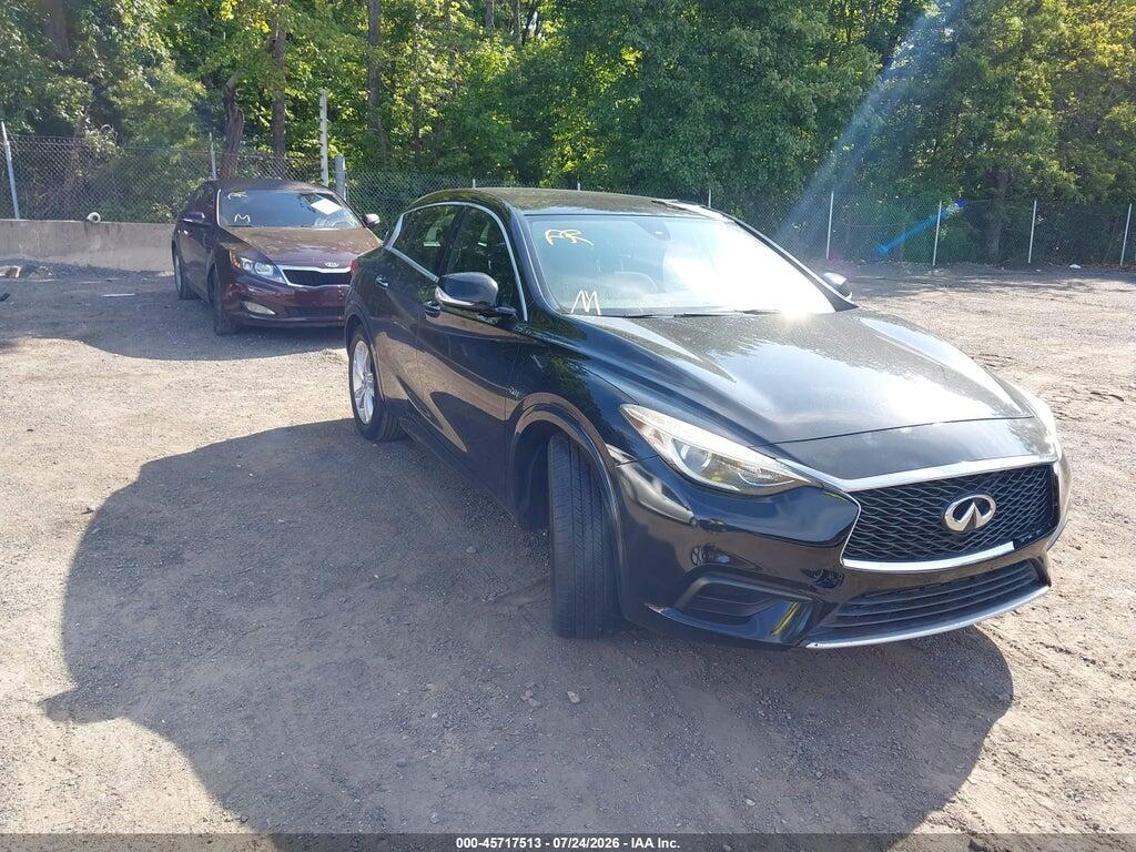 SJKCH5CP7HA017361 2017 INFINITI QX30 photo no. 1