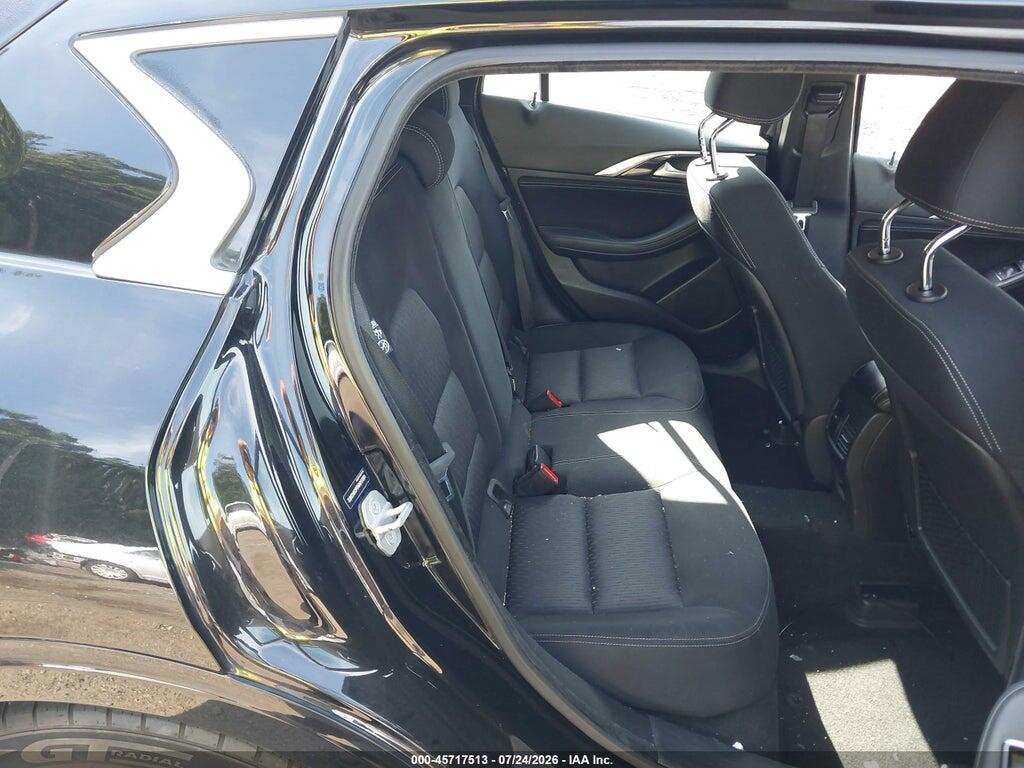 SJKCH5CP7HA017361 2017 INFINITI QX30 photo no. 8