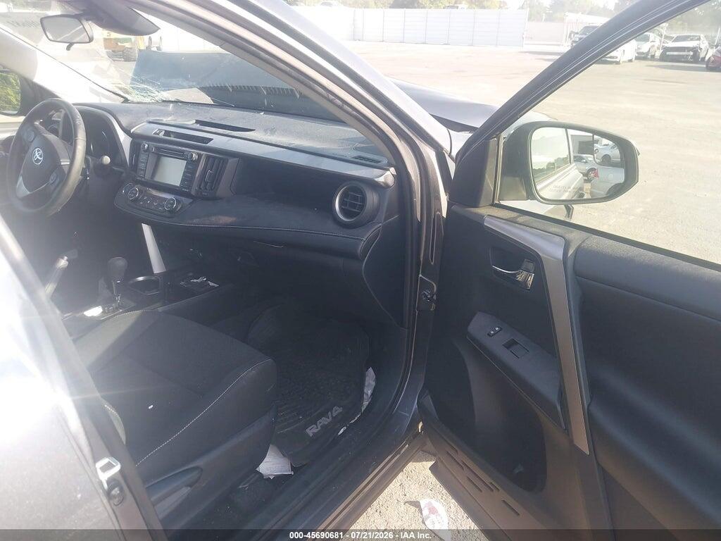 JTMRJREV2JD207383 2018 TOYOTA RAV4 HYBRID photo no. 5