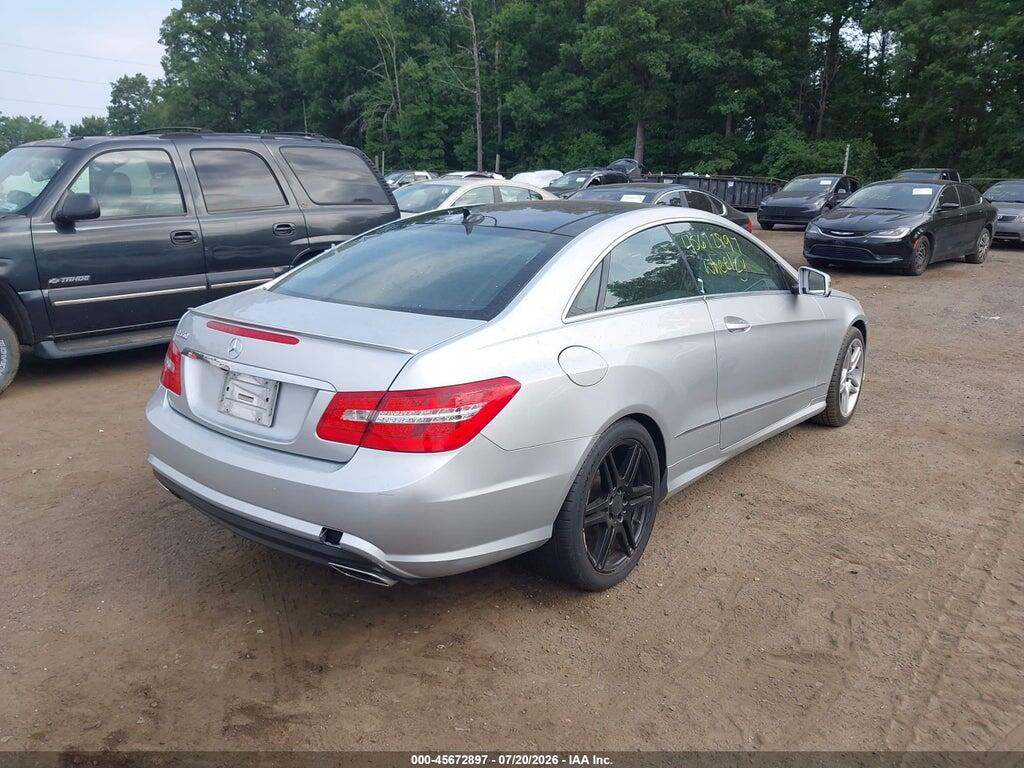 WDDKJ7CB0AF034083 2010 MERCEDES-BENZ E 550 photo no. 4