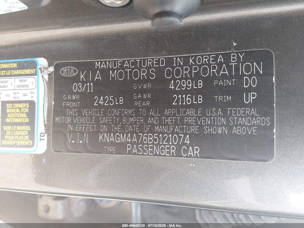 KNAGM4A76B5121074 2011 KIA OPTIMA photo no. 9