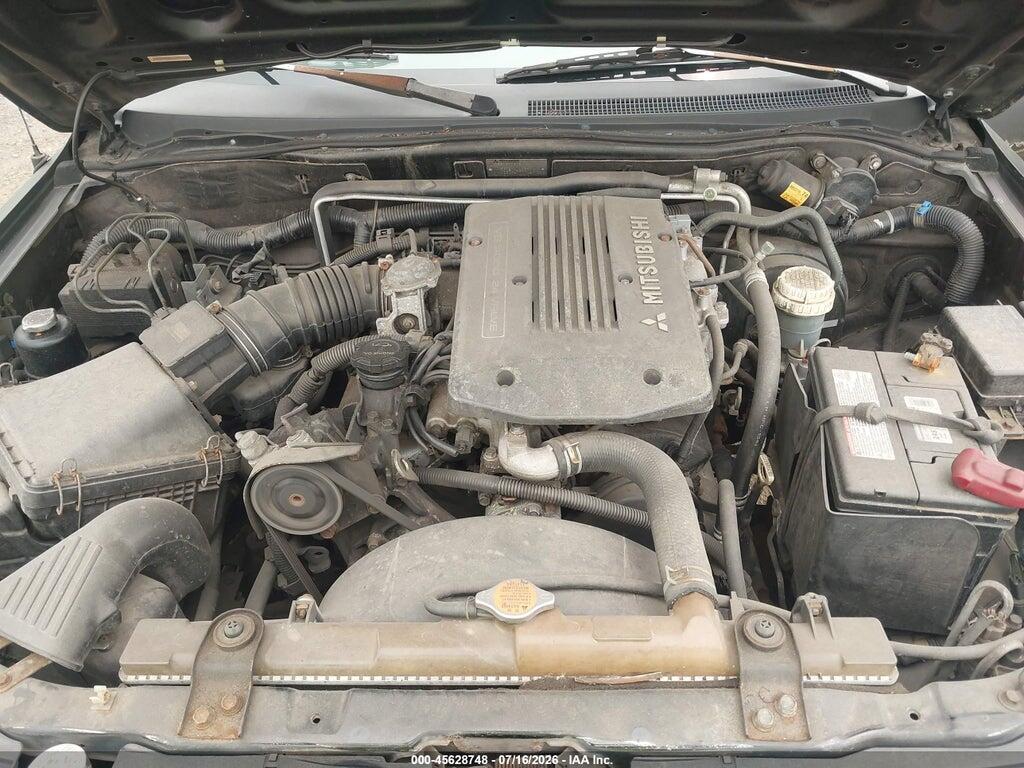 JA4MT31H71P001504 2001 MITSUBISHI MONTERO SPORT photo no. 10