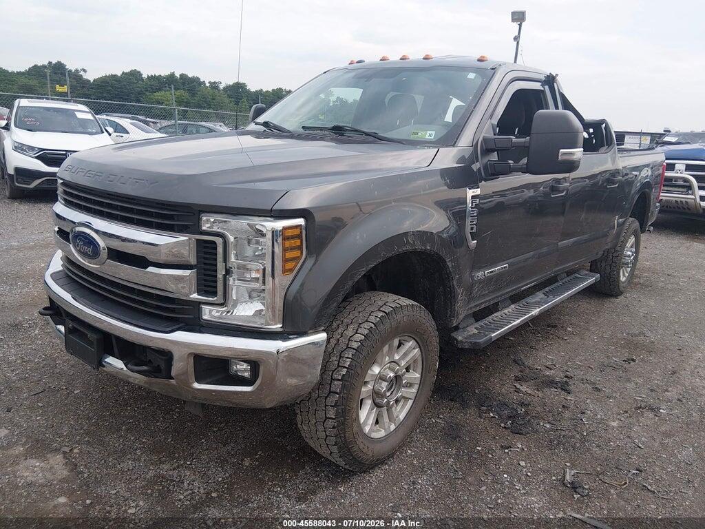 1FT8W3BT1JEB34675 2018 FORD F-350 photo no. 2