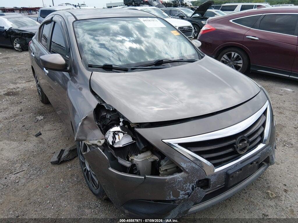 3N1CN7AP9GL816272 2016 NISSAN VERSA photo no. 1