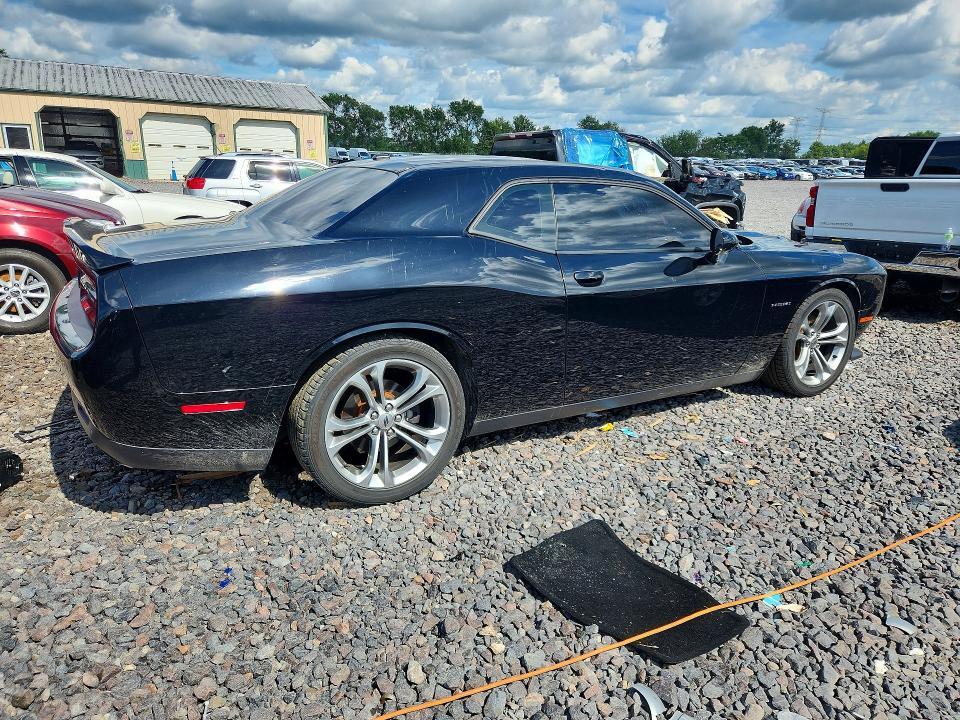 2020 DODGE CHALLENGER R/T — Фото 3 из 12