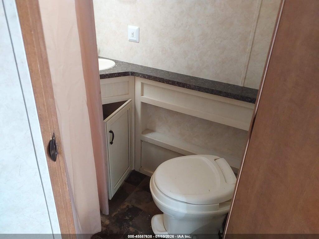 5ZT2CXFB2BA000966 2011 COACHMEN APEX photo no. 6