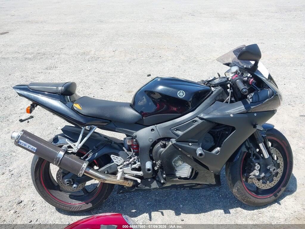 JYARJ06E35A030209 2005 YAMAHA YZFR6 photo no. 12