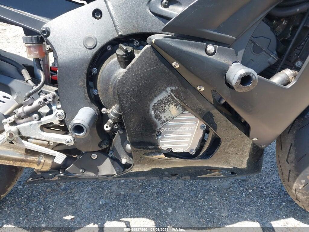 JYARJ06E35A030209 2005 YAMAHA YZFR6 photo no. 8