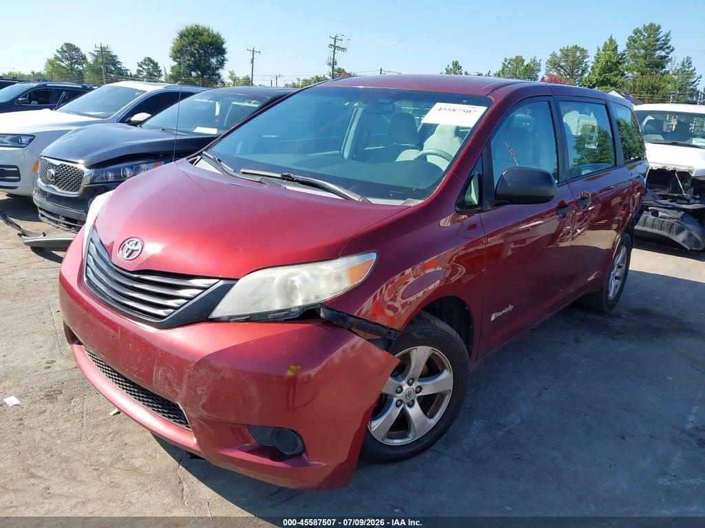 5TDZK3DC2ES490839 2014 TOYOTA SIENNA photo no. 2