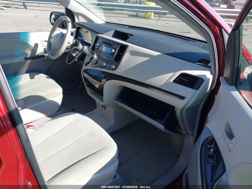 5TDZK3DC2ES490839 2014 TOYOTA SIENNA photo no. 5