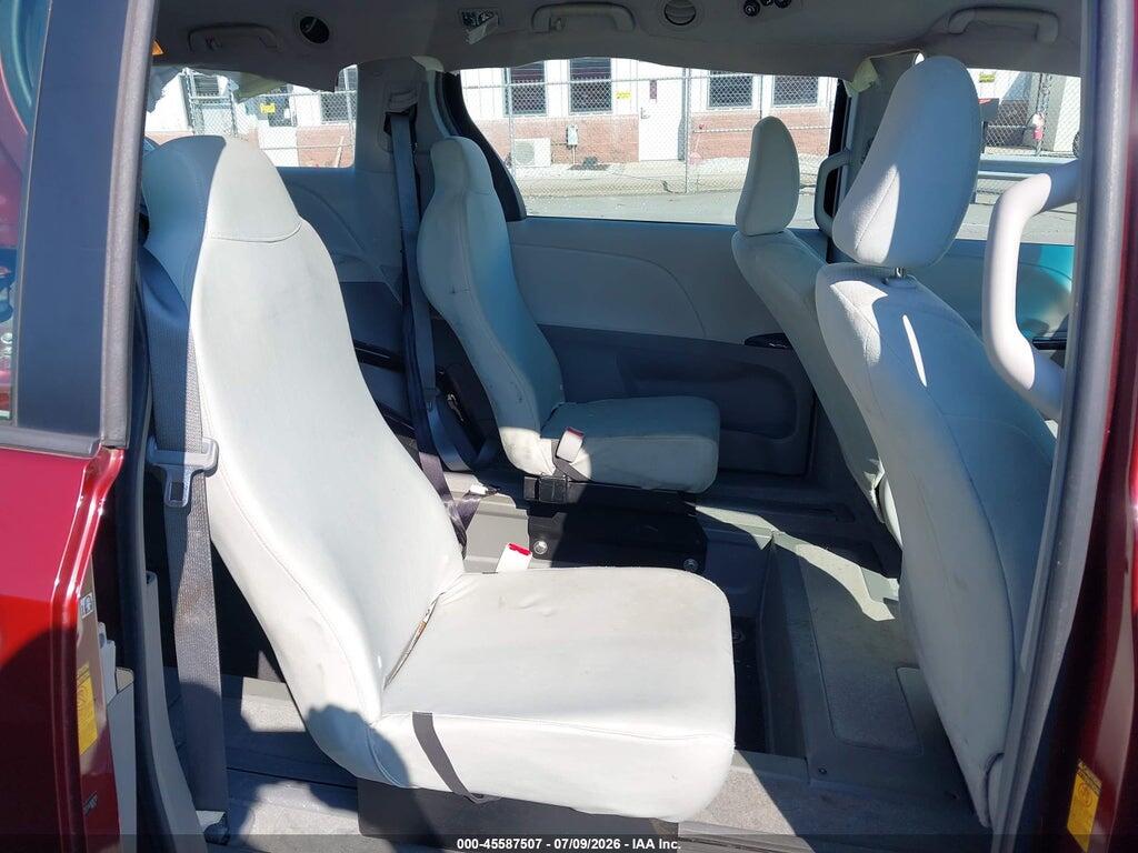 5TDZK3DC2ES490839 2014 TOYOTA SIENNA photo no. 8