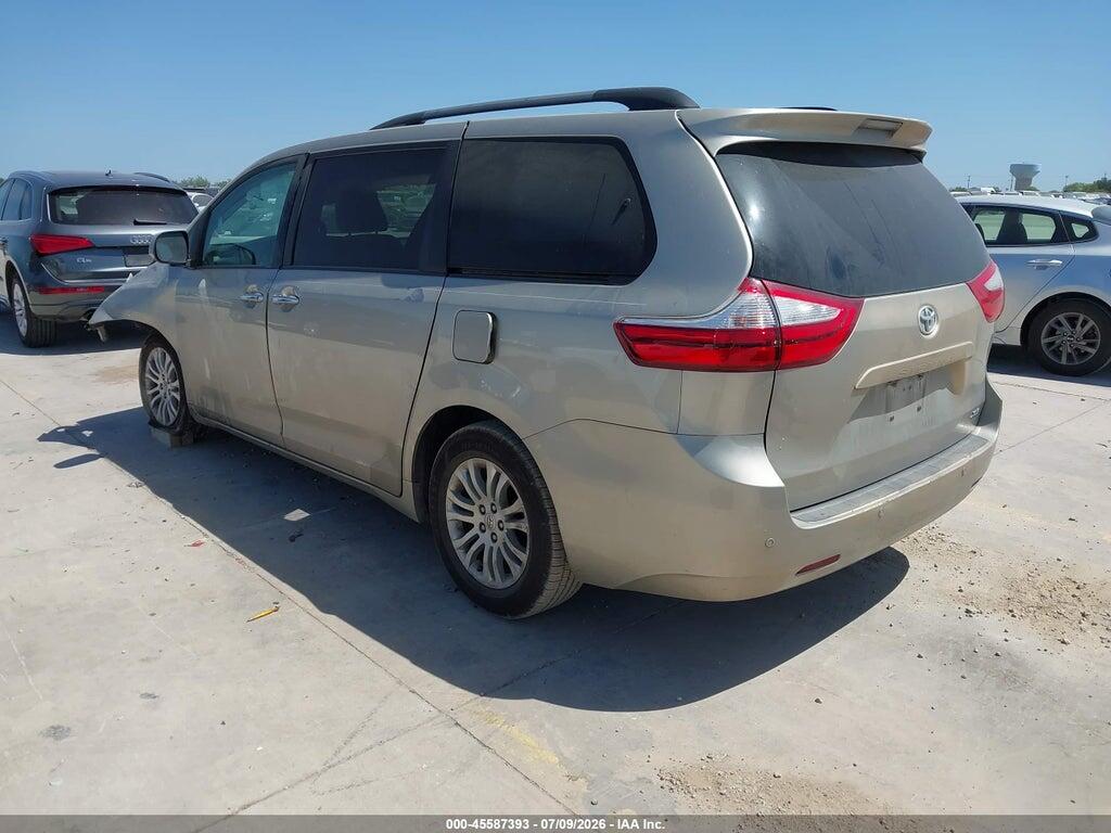 5TDYK3DC6GS741912 2016 TOYOTA SIENNA photo no. 3